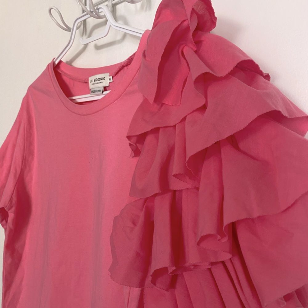 Lili Sidonio - Pink Asymmetrical Ruffled TShirt